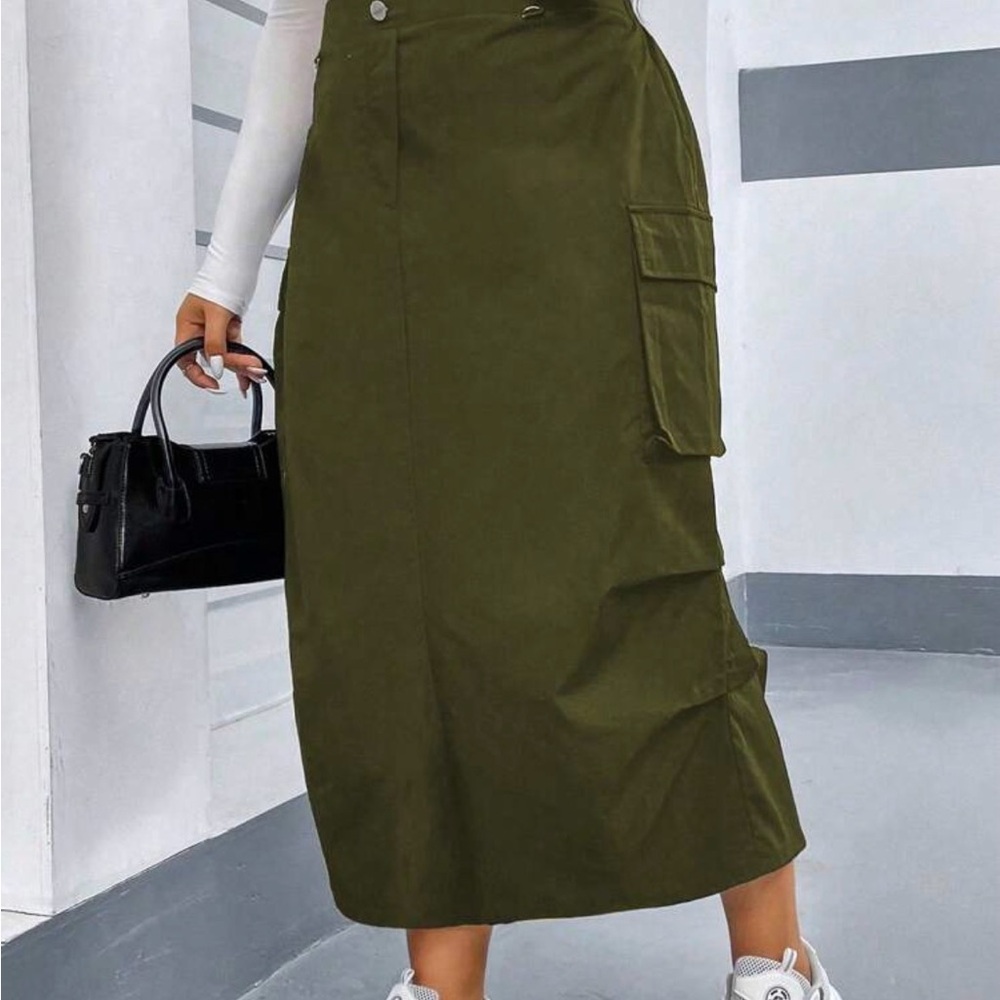 Olive Green Cargo Skirt
